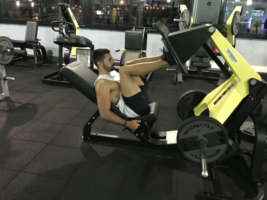 presse à cuisse fessier